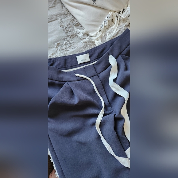 Wilfred pants super cute .. better in person - Picture 2 of 5